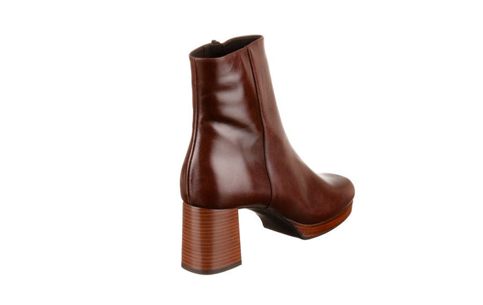 Pie Olivia - Crispins Shoes