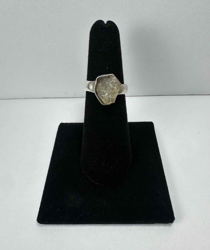 Quartz Ring - Size 6
