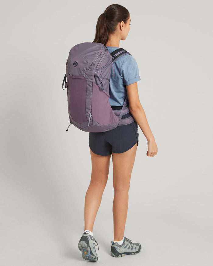 a1468_nwg_valorous_womens_pack_28_y_1744345653000